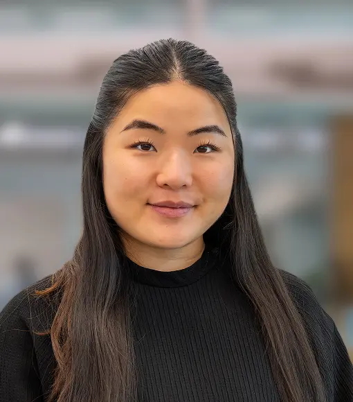 Lena Kim Headshot